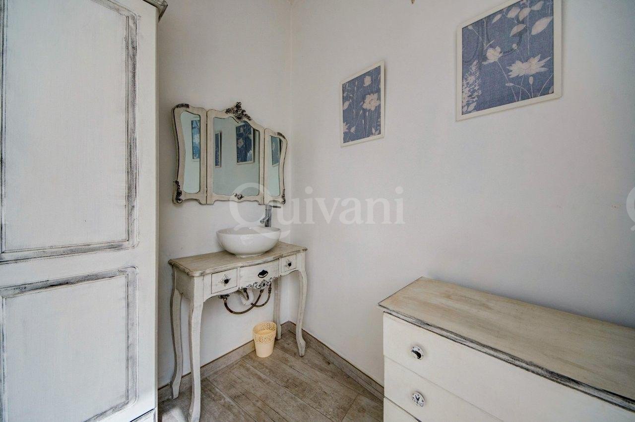 Qormi, Converted House of Character with pool