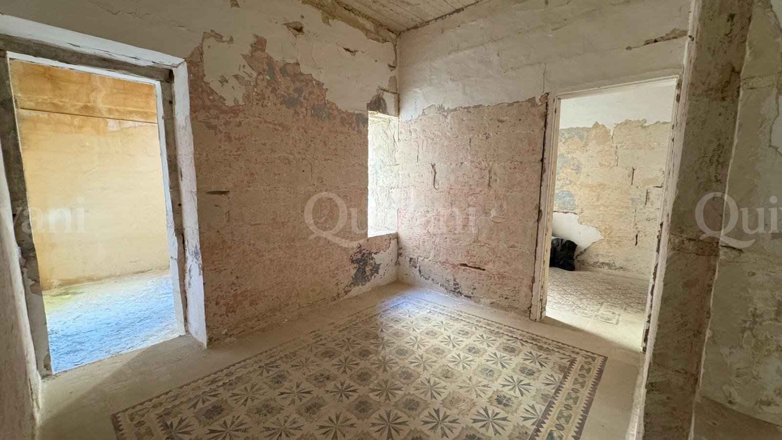 Sliema, Shell form, Terraced House