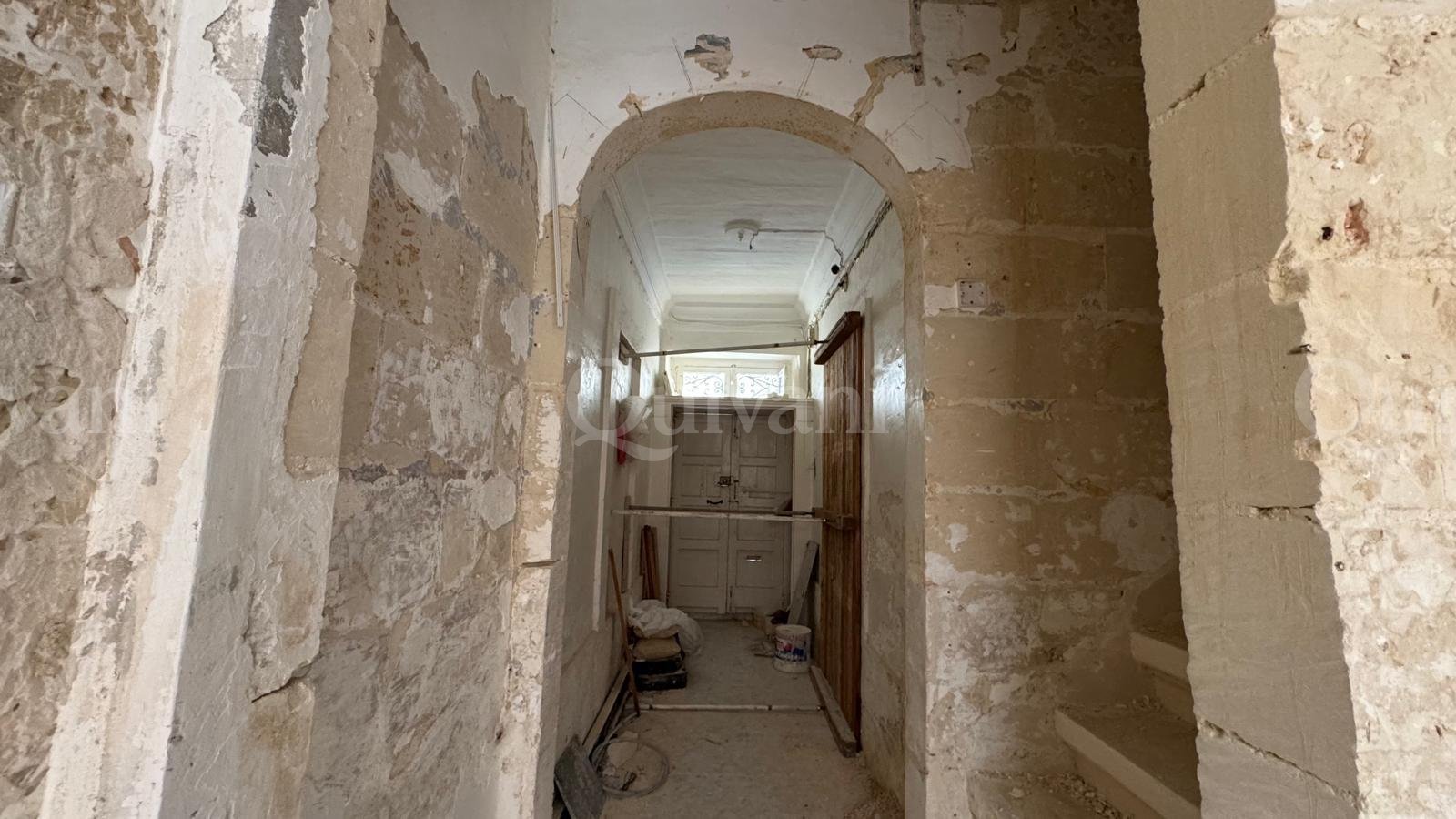Sliema, Shell form, Terraced House