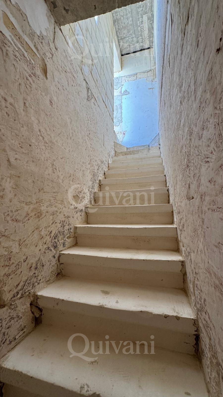 Sliema, Shell form, Terraced House