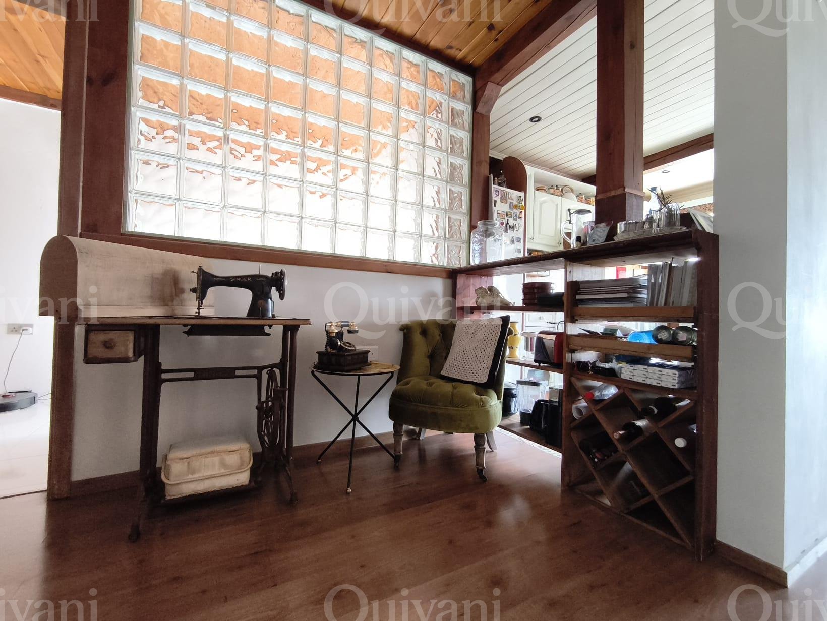 Qawra - Bright and Spacious 3-Bedroom Penthouse with Airspace
