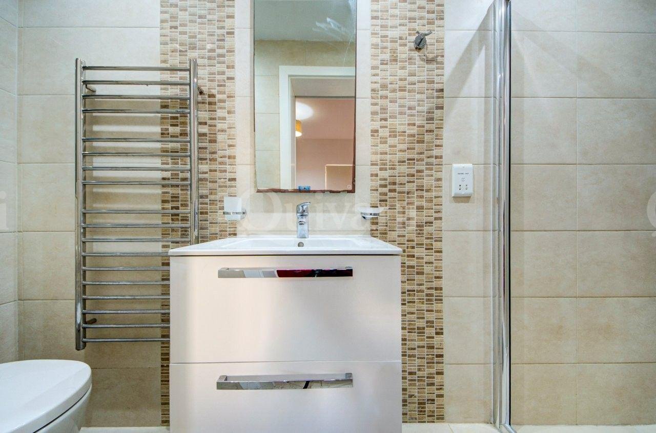 Ta Monita, Apartment
