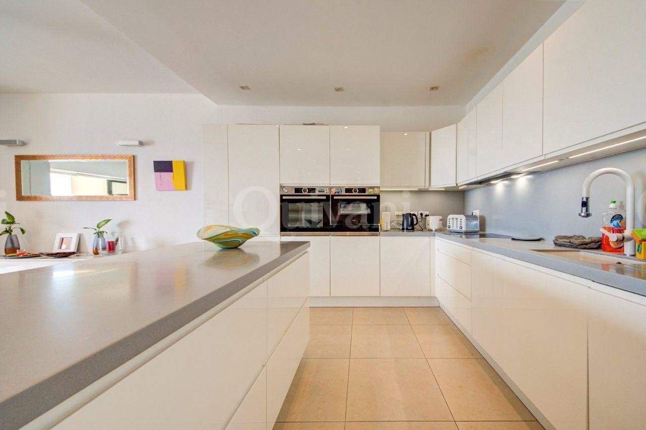 Ta Monita, Apartment