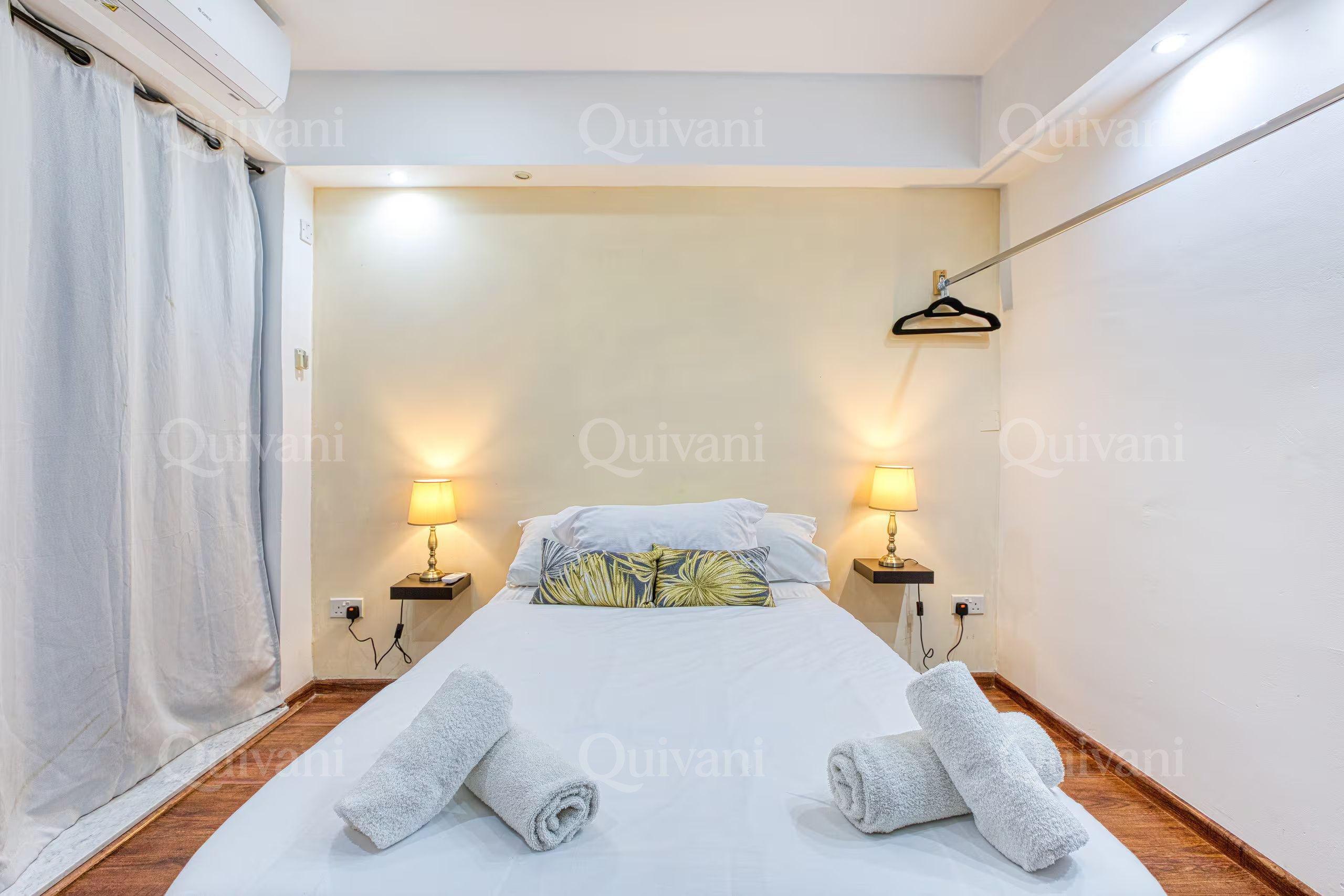 Sliema - Large Apartment With Side Sea Views