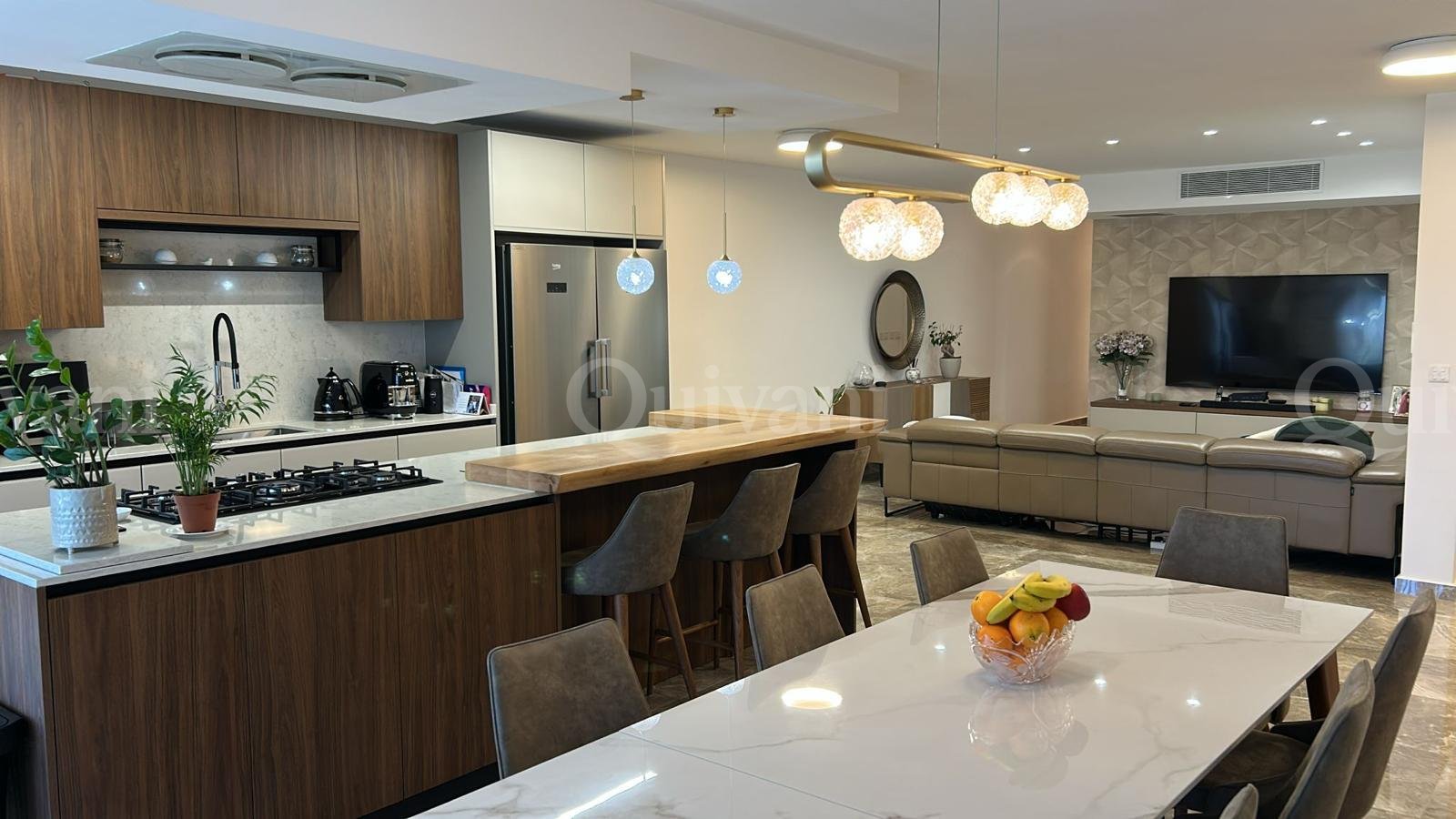 Large Apartment - Gzira