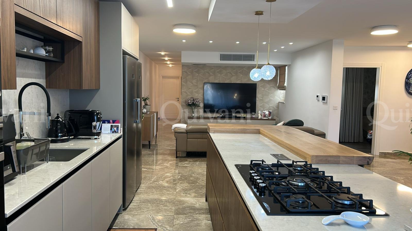 Large Apartment - Gzira