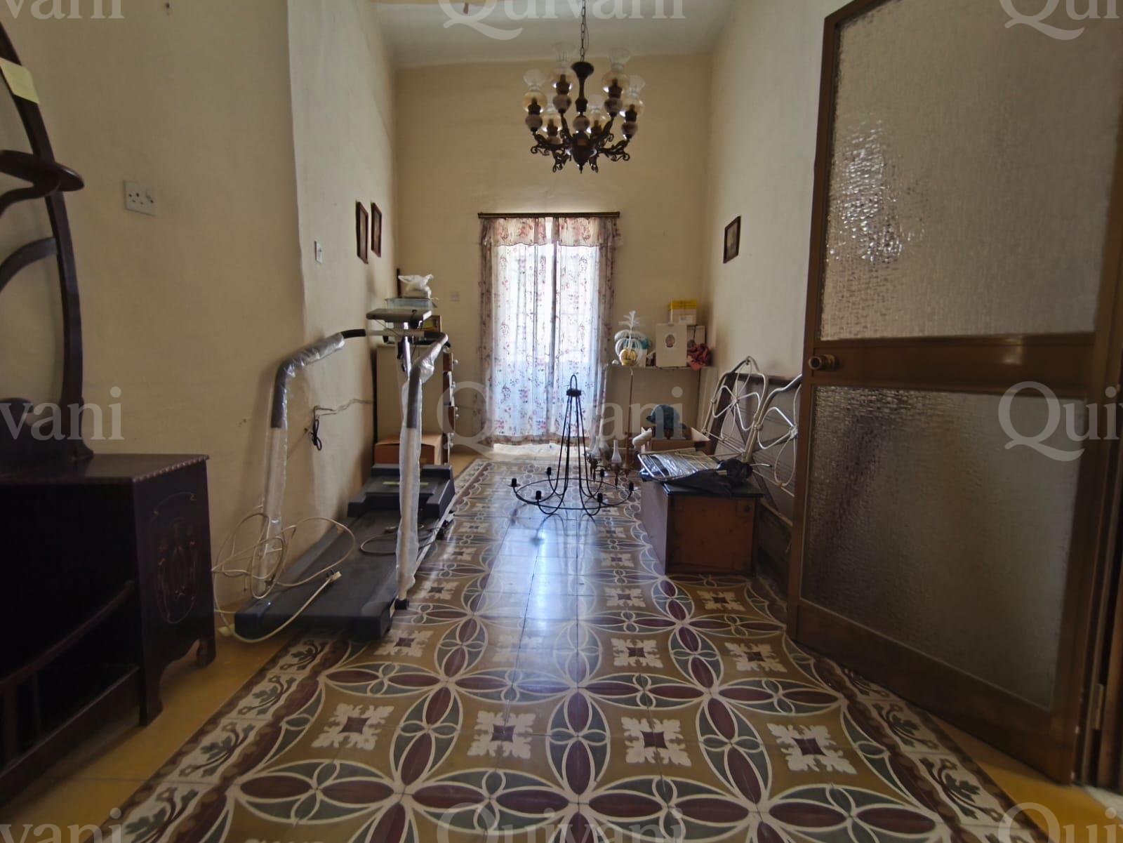 Żejtun UCA , Unconverted House of Character & Garage