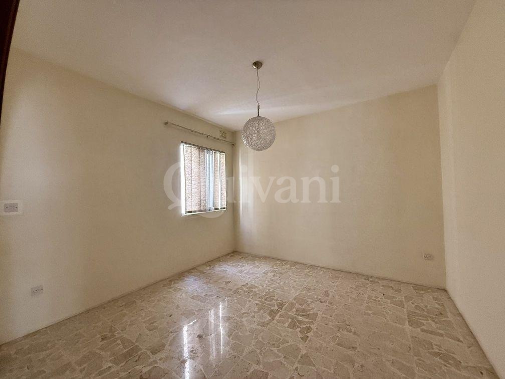Birkirkara - Terraced House with Large Garage
