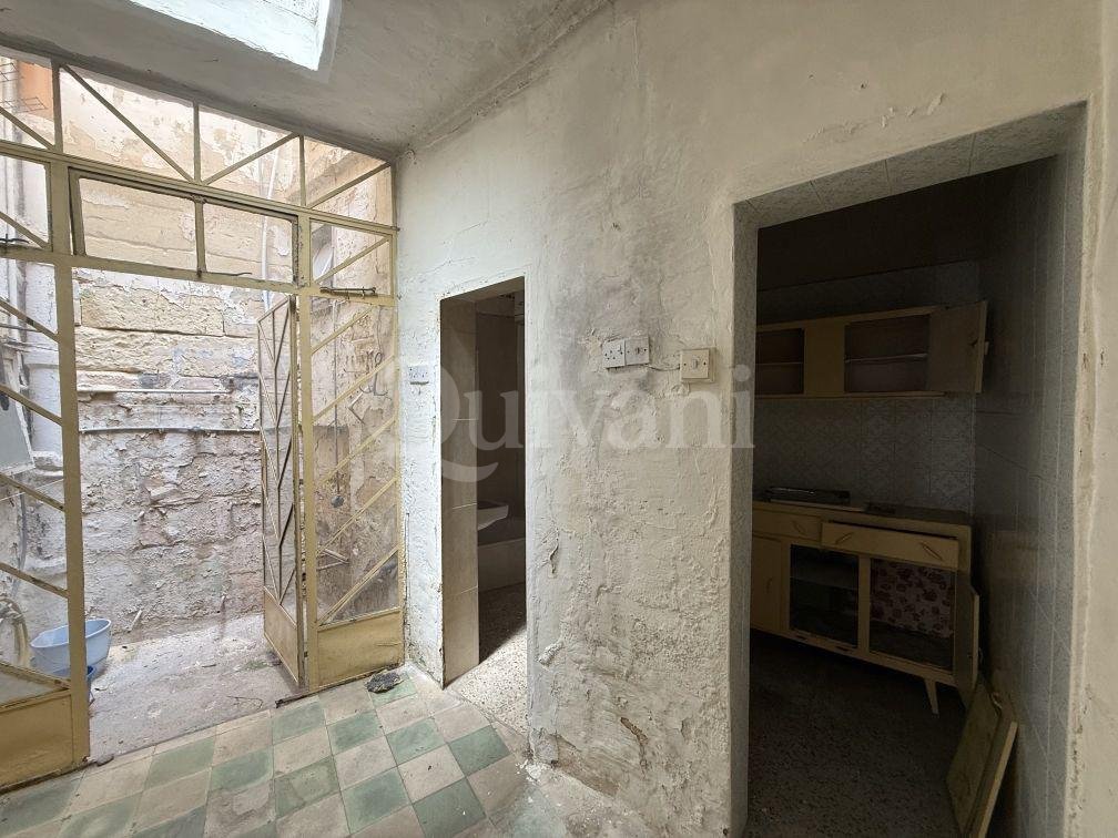 Hamrun - Unconverted Townhouse