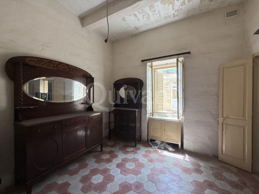 Hamrun - Unconverted Townhouse