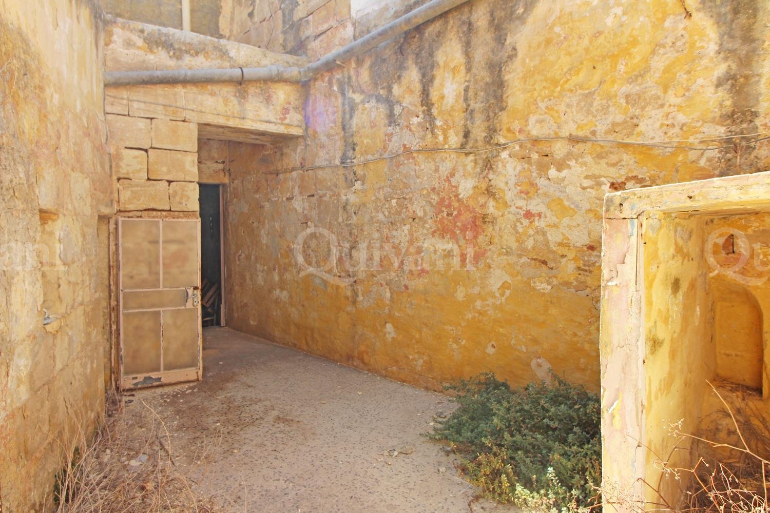 Birkirkara, Unconverted House of Character