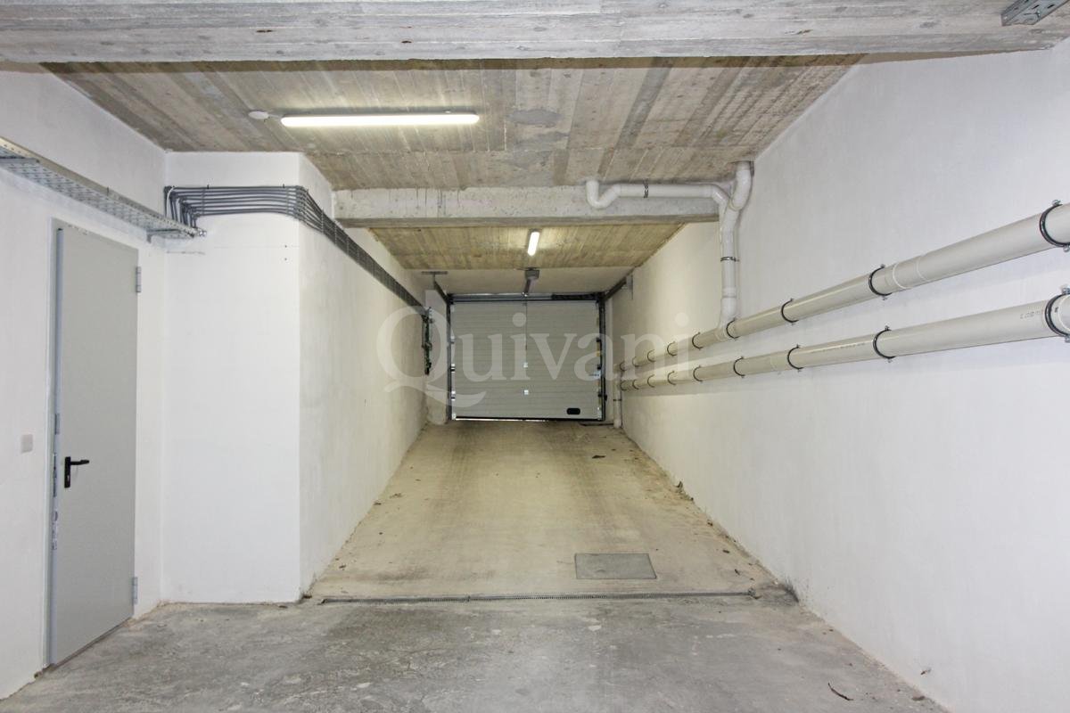 St Julians, Shell Garage