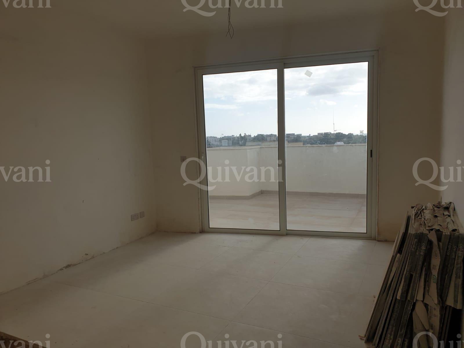 Gharghur, Finished Penthouse