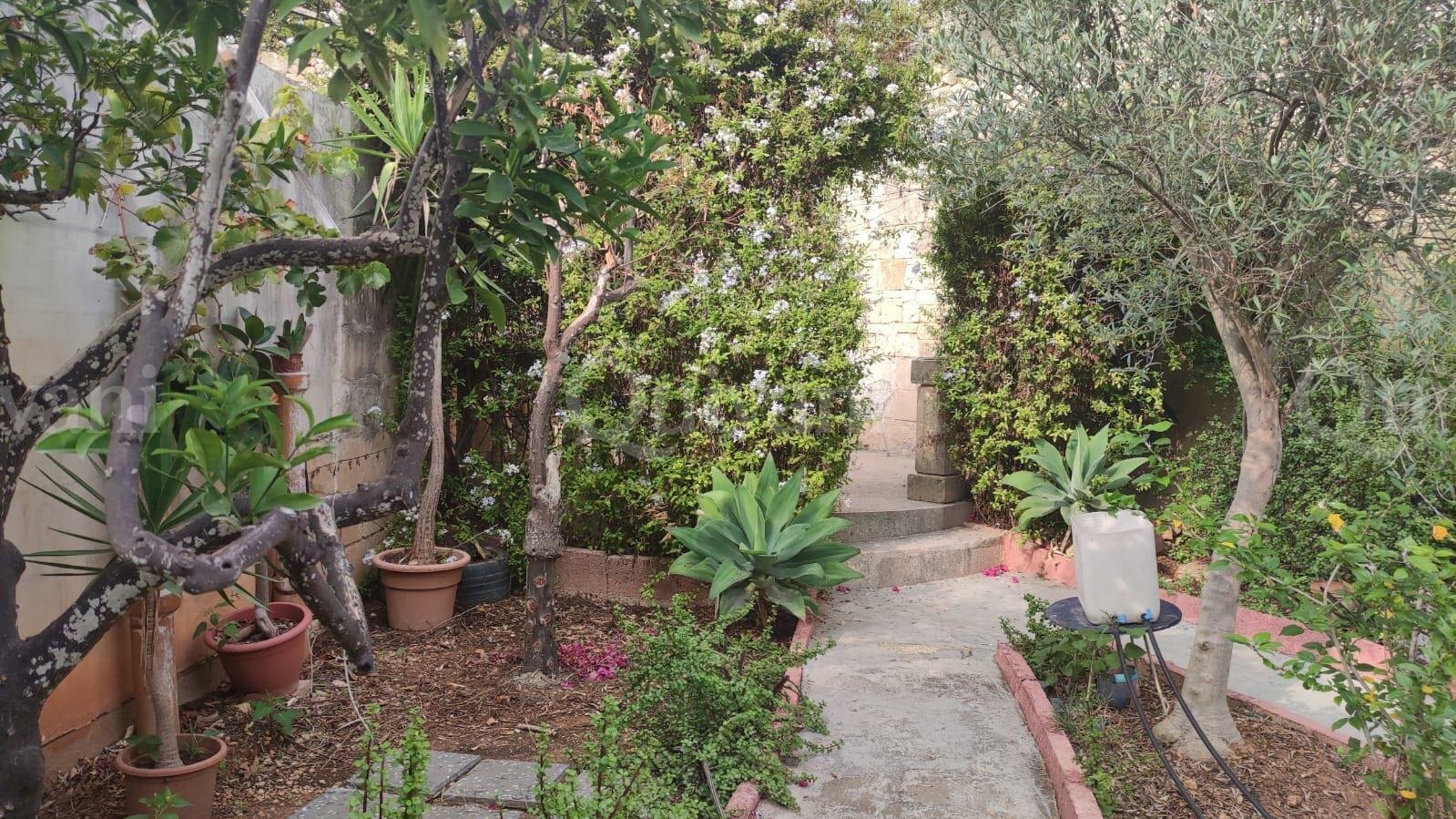 Balzan, Furnished Maisonette