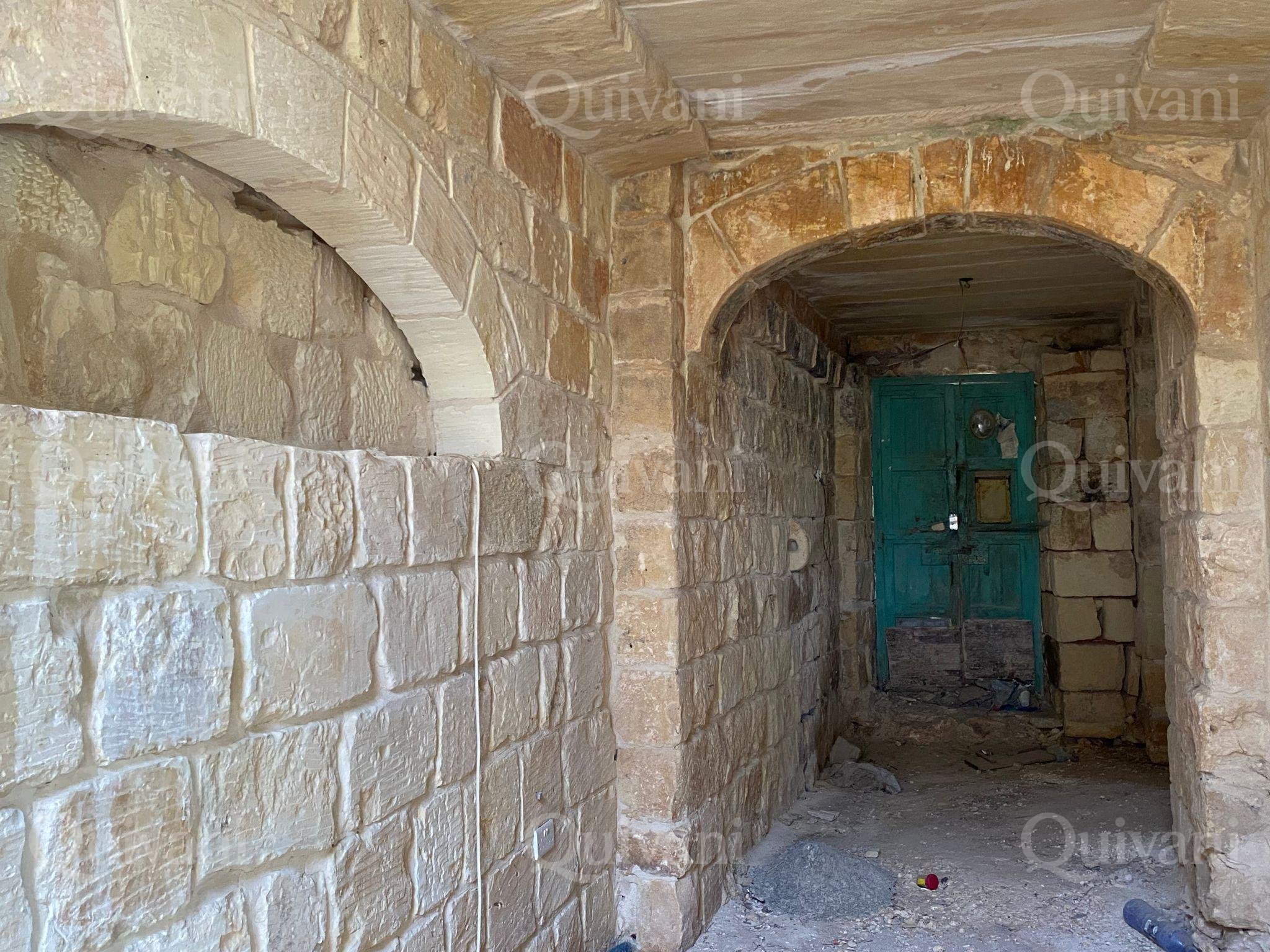 Naxxar, Unconverted Farmhouse