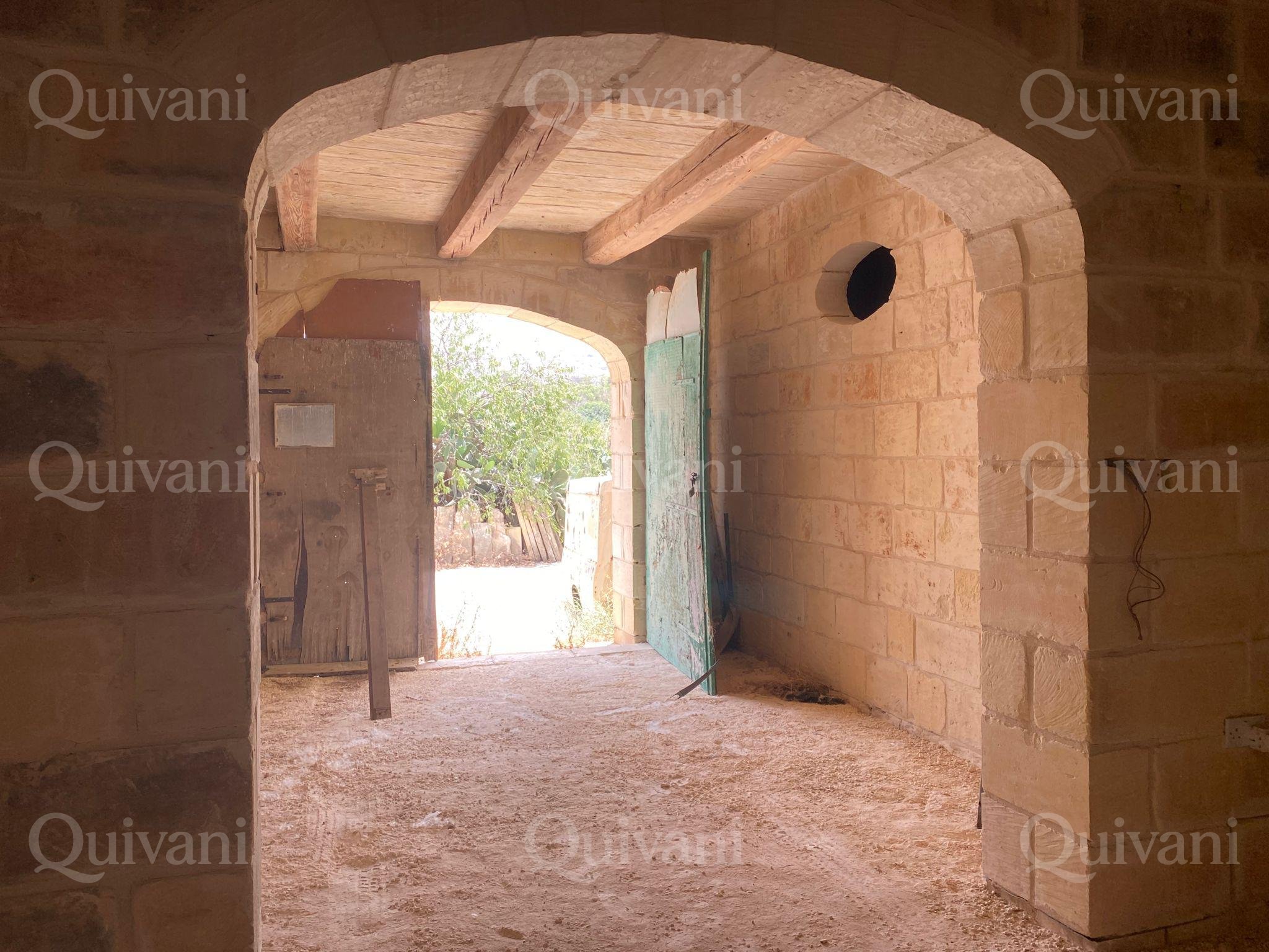 Naxxar, Unconverted Farmhouse