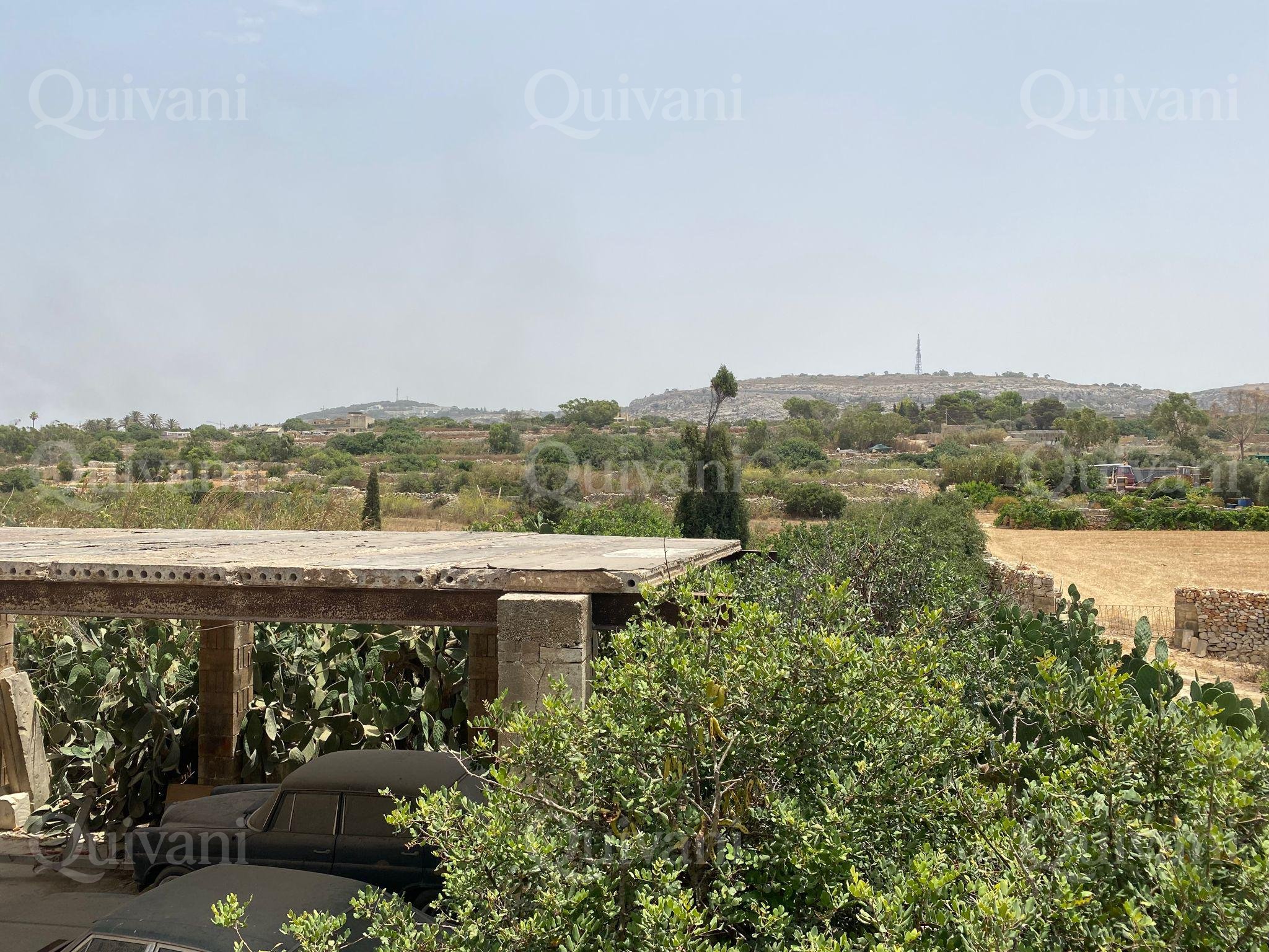Naxxar, Unconverted Farmhouse