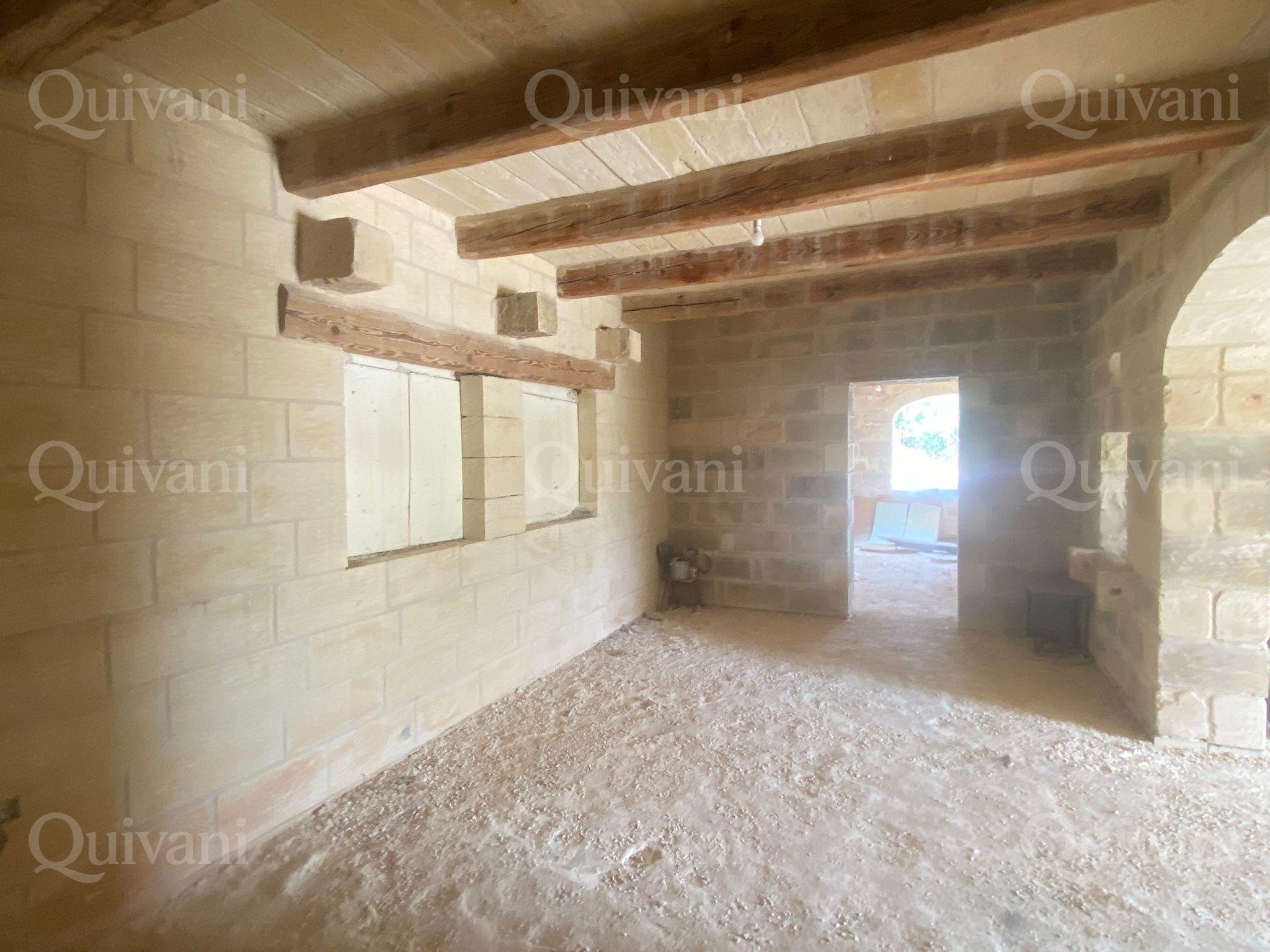 Naxxar, Unconverted Farmhouse