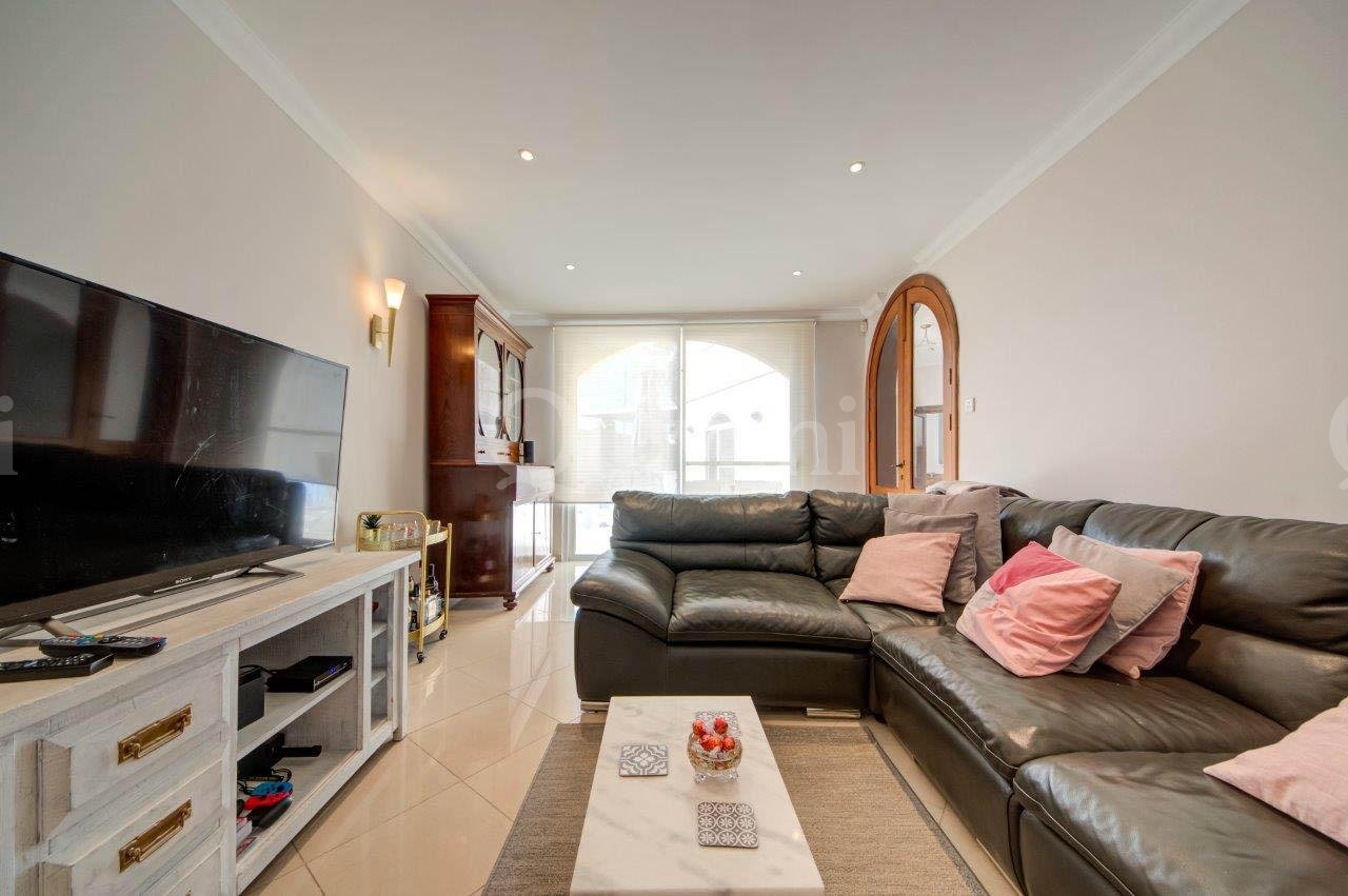 Attard, Furnished Semi-detached Villa