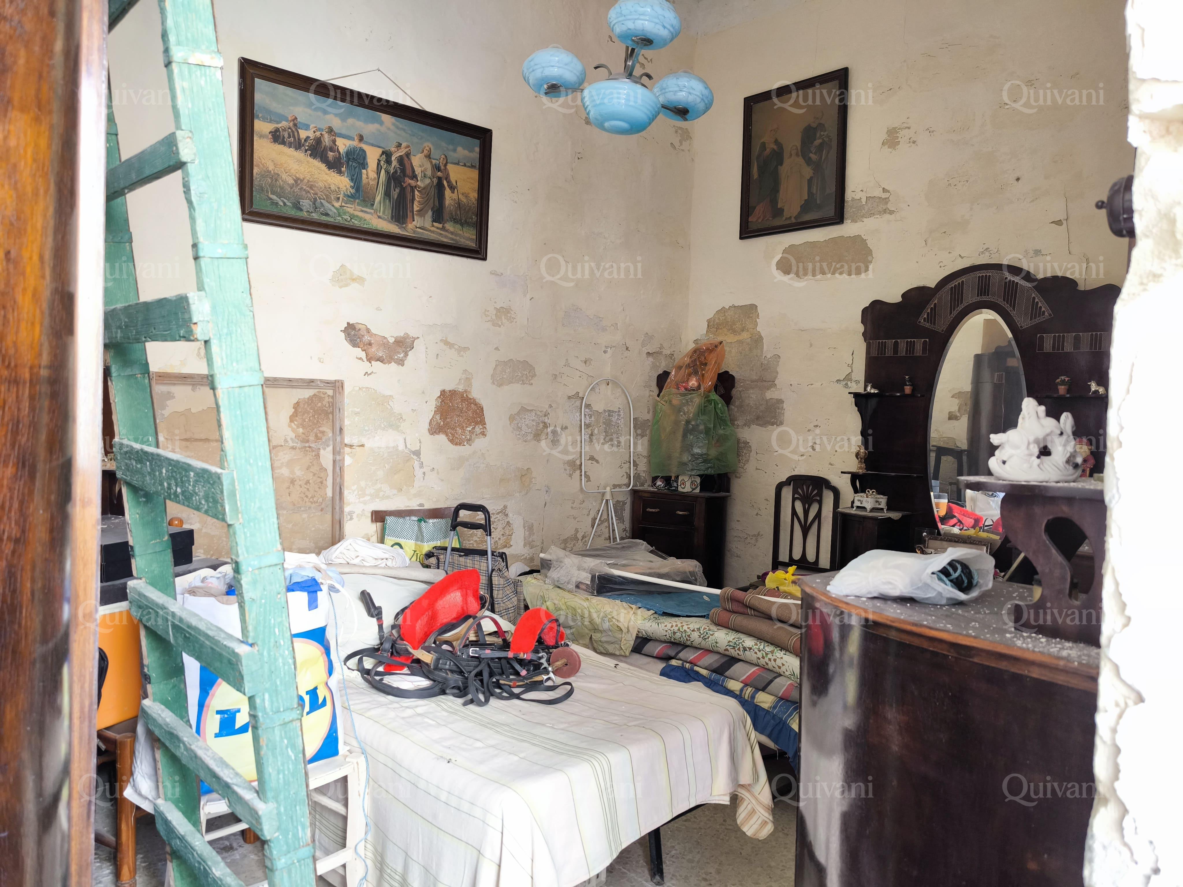 Naxxar, Unconverted Townhouse