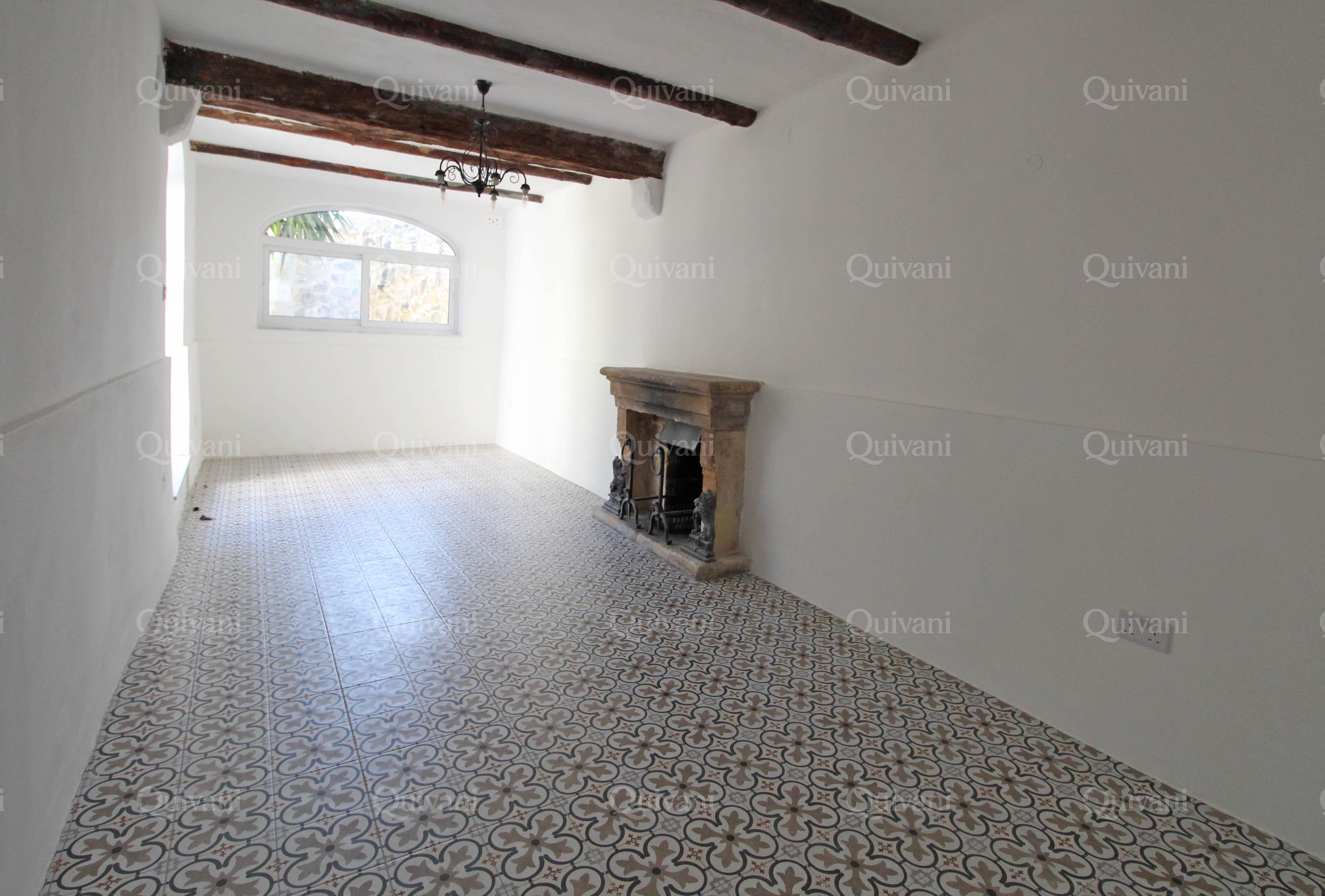 Naxxar, Converted House of Character