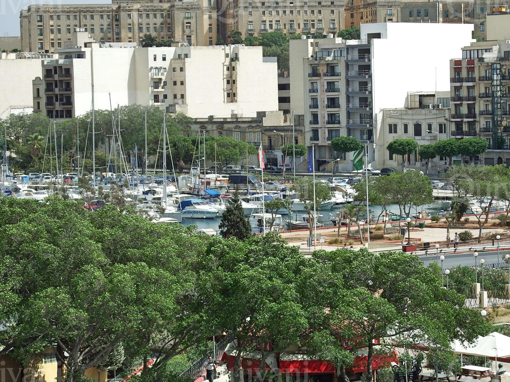 Msida, Furnished Penthouse