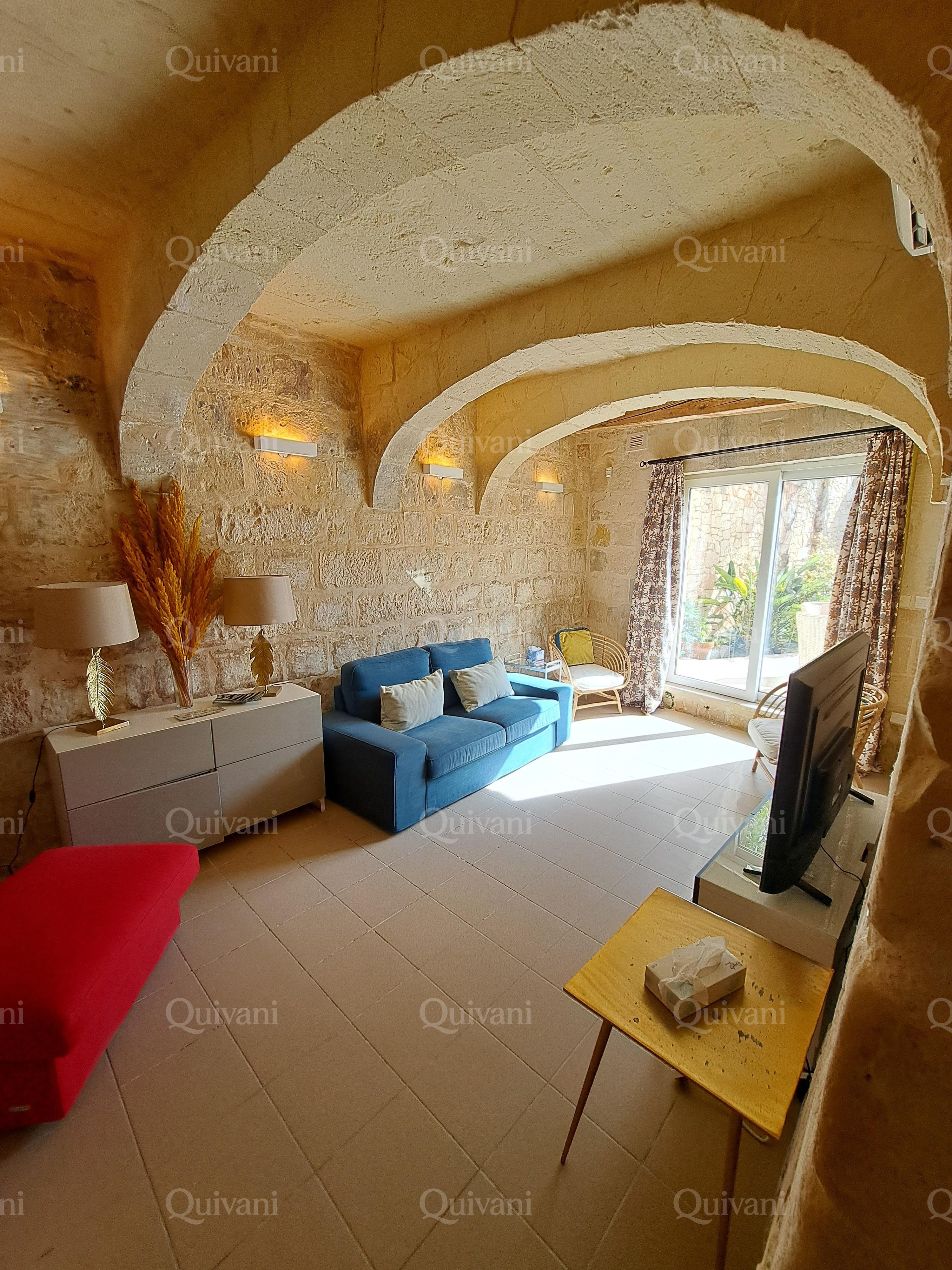 Naxxar, Furnished House of Character