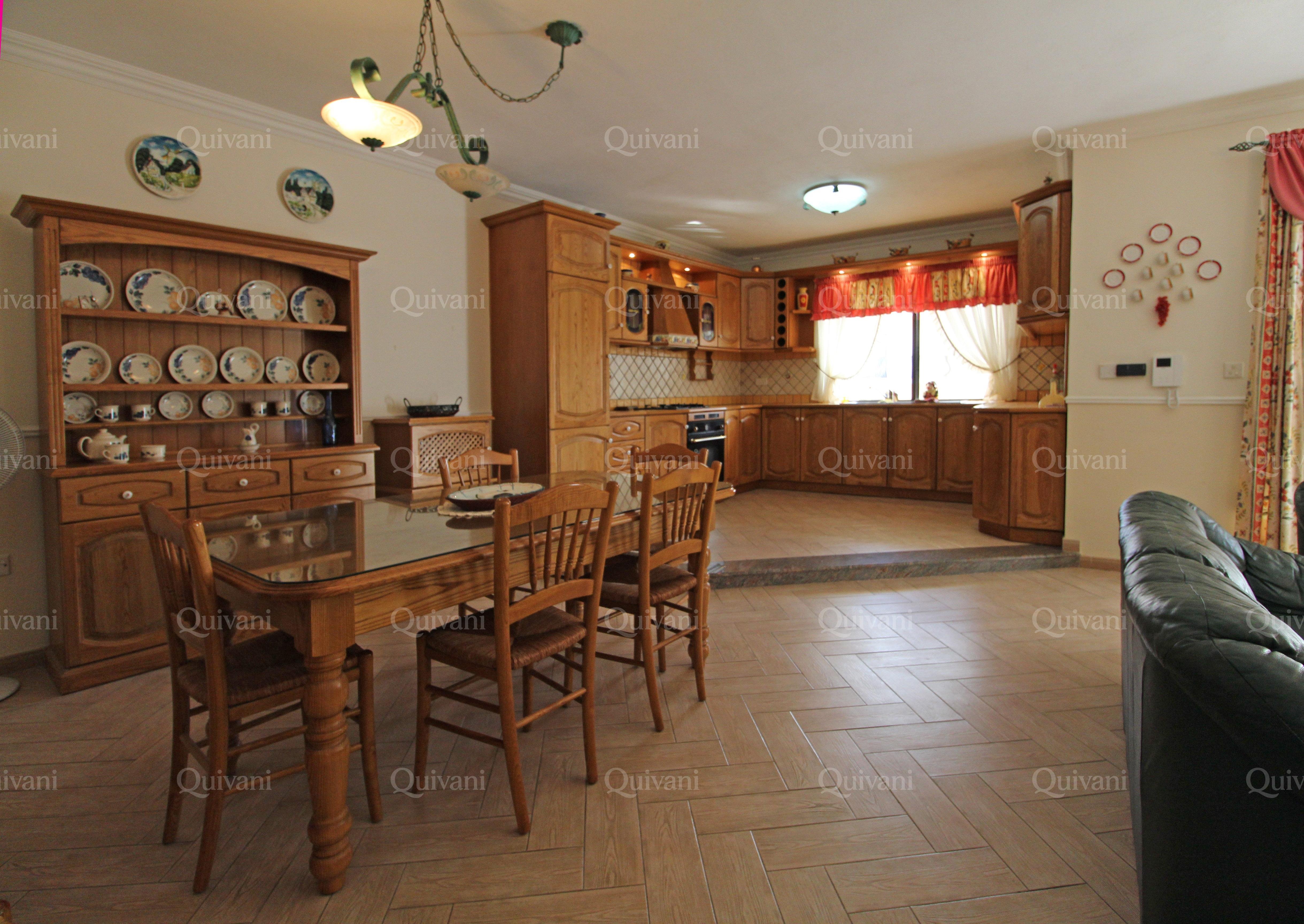 Qawra, Furnished Apartment