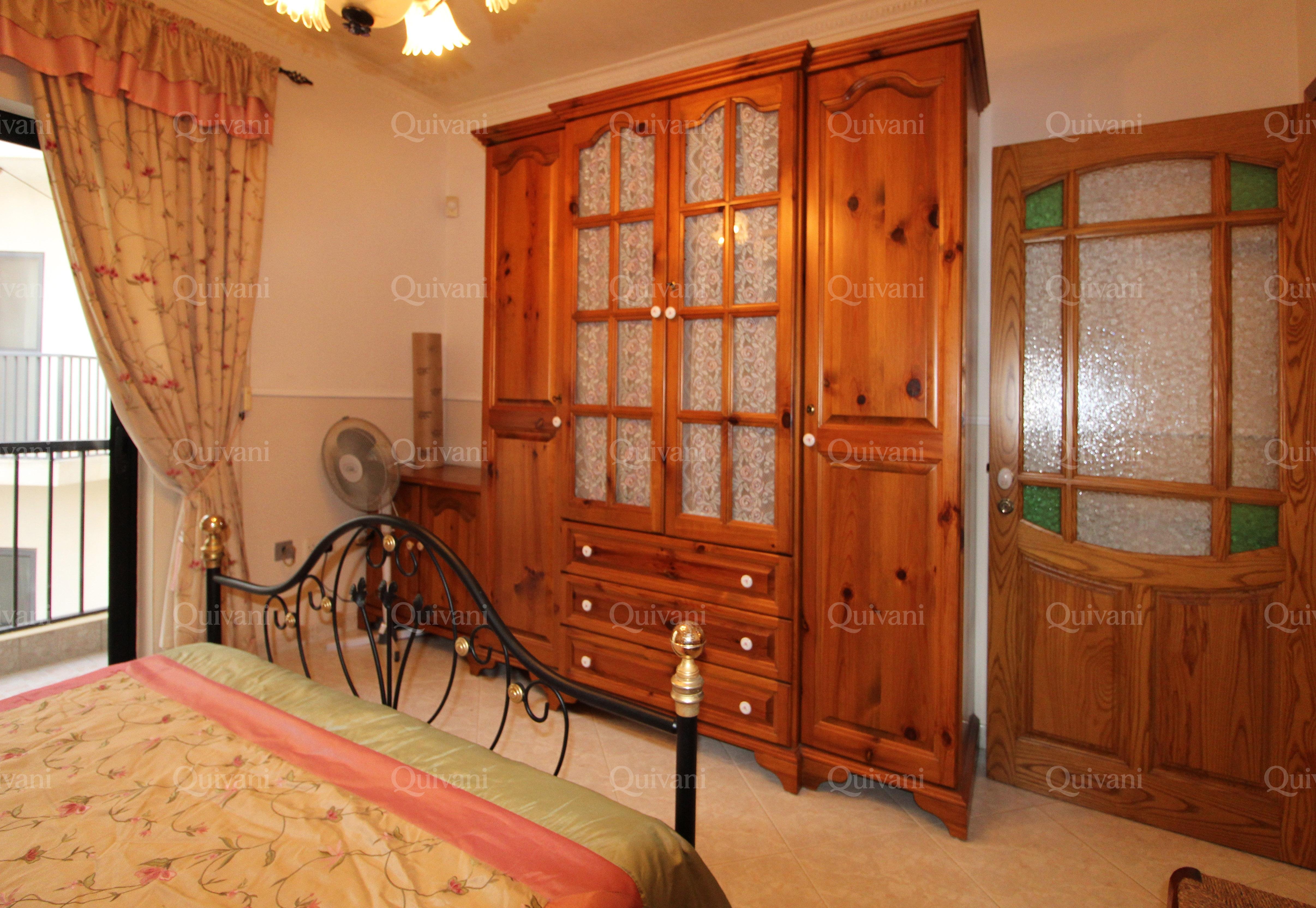 Qawra, Furnished Apartment