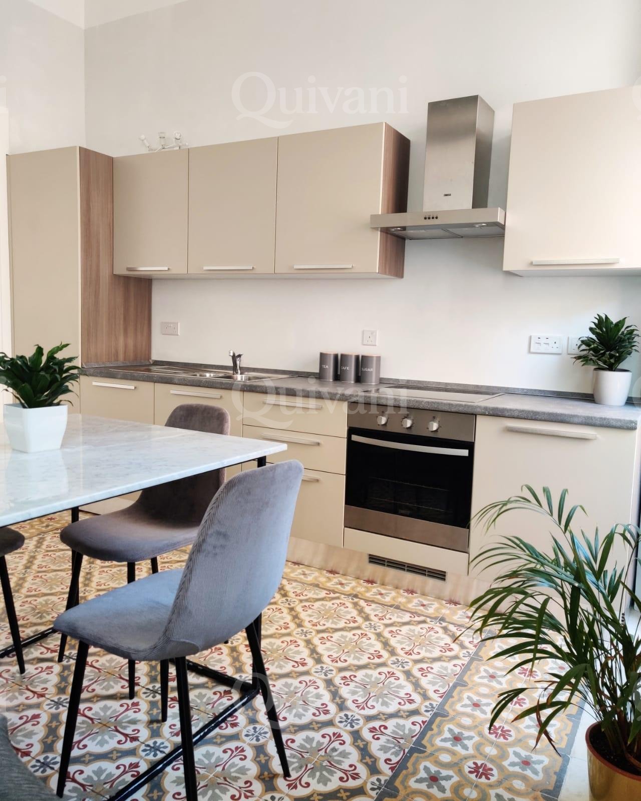 Sliema, Furnished Suite