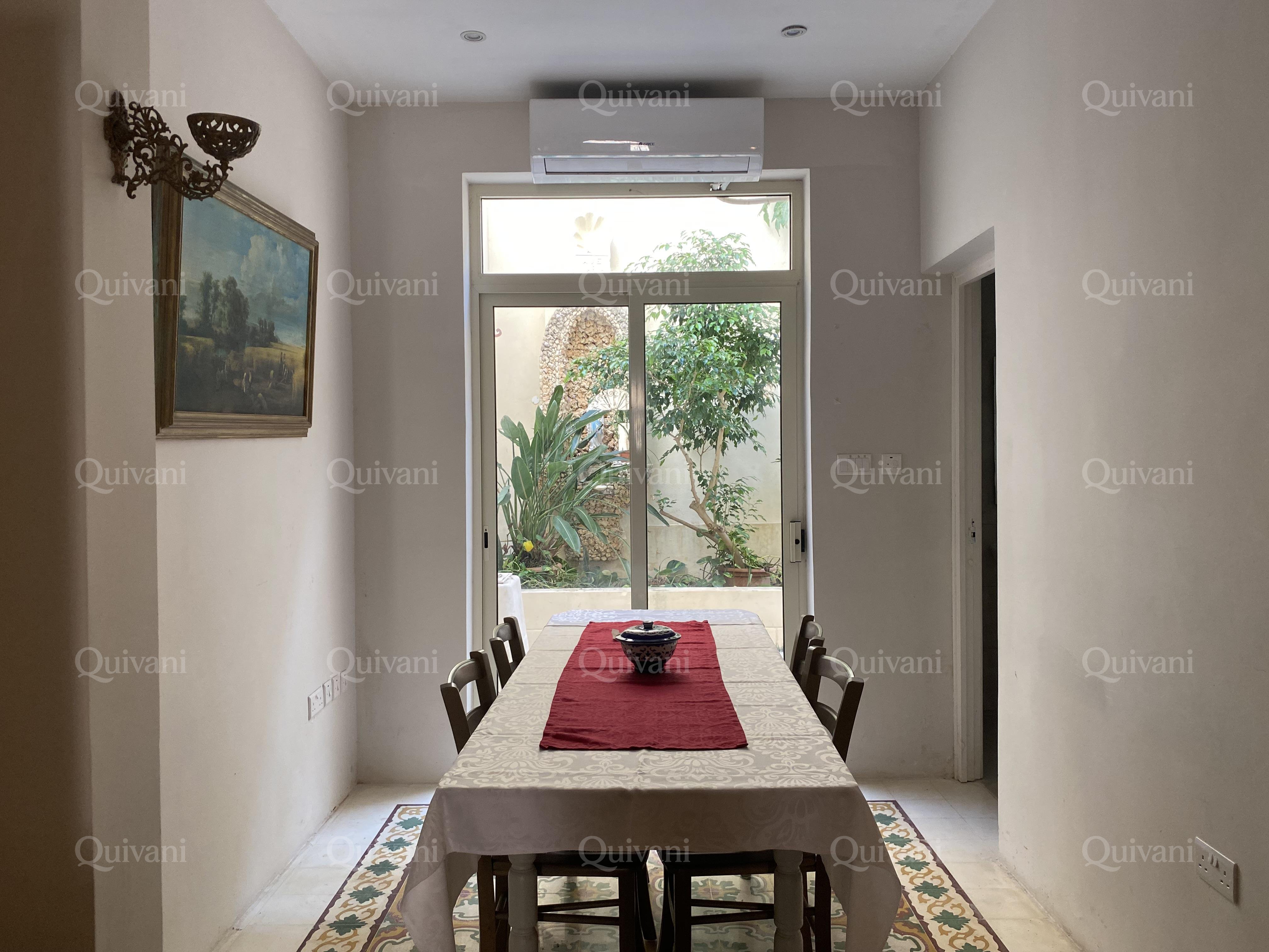 Zejtun, Furnished Townhouse