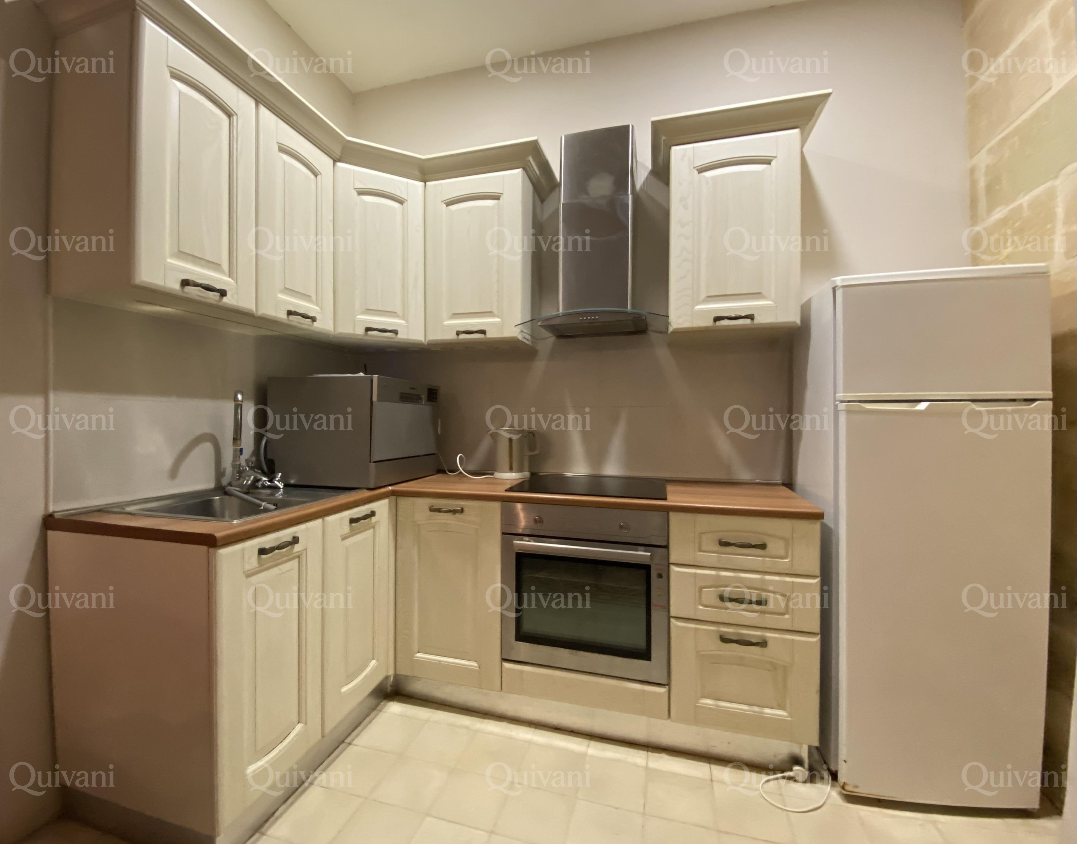 Zejtun, Furnished Townhouse