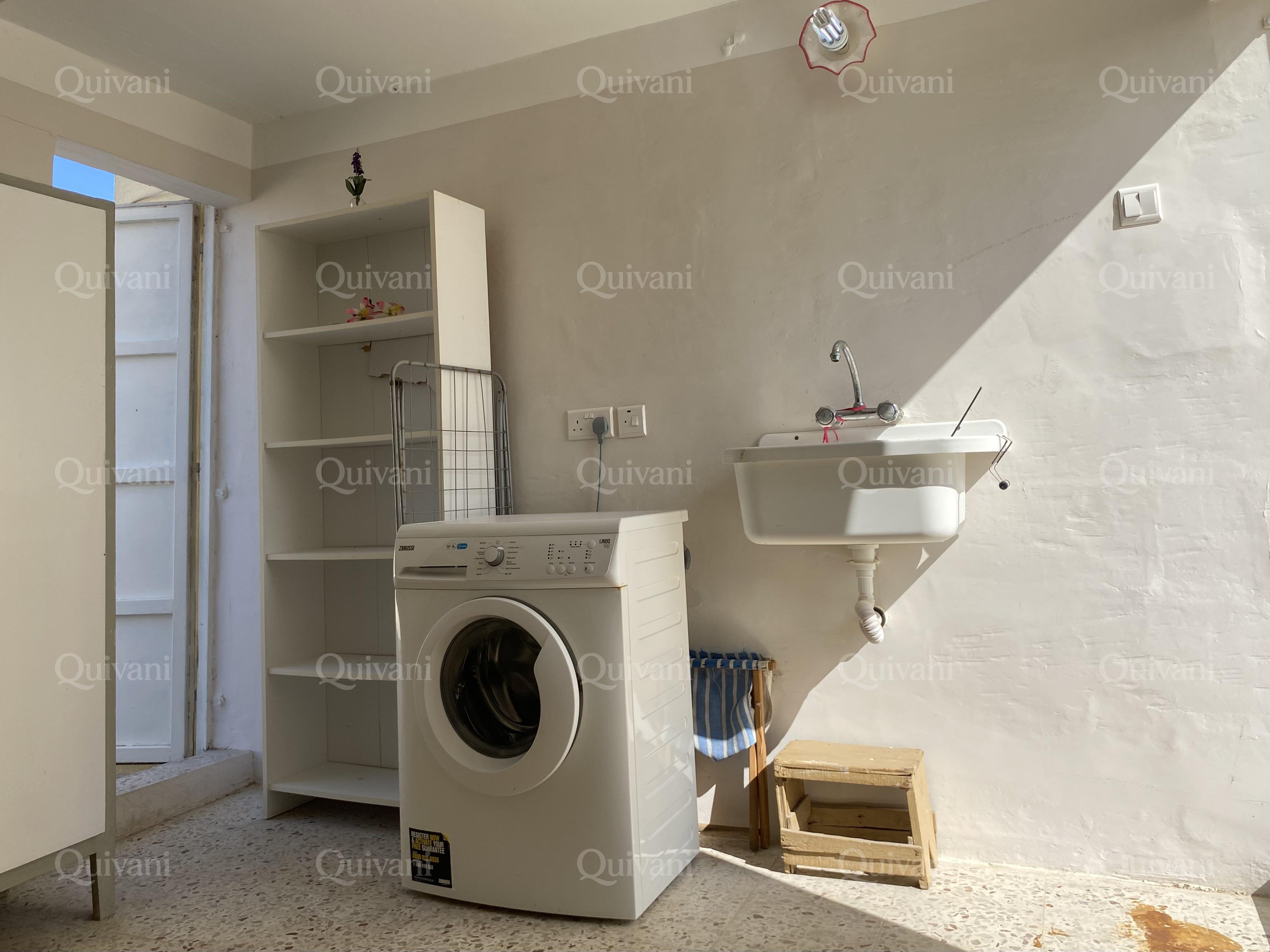 Zejtun, Furnished Townhouse