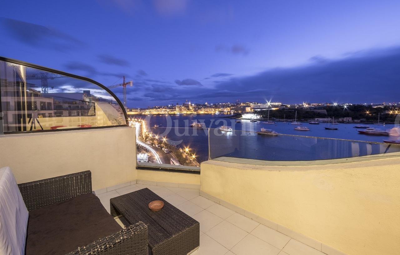 Sliema, Furnished Penthouse