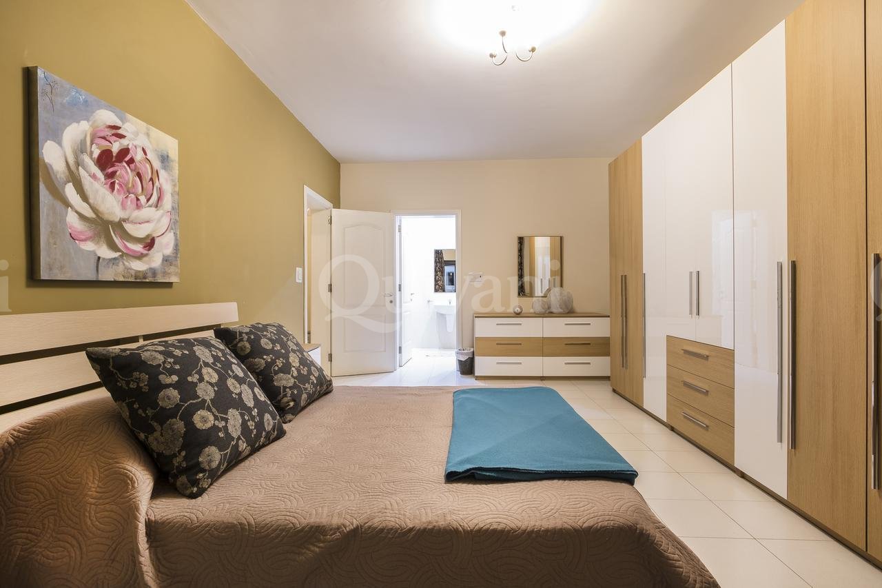 Sliema, Furnished Penthouse