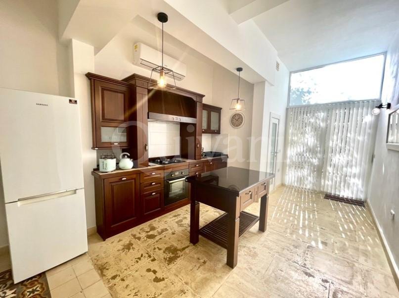 Sliema, Furnished Town House