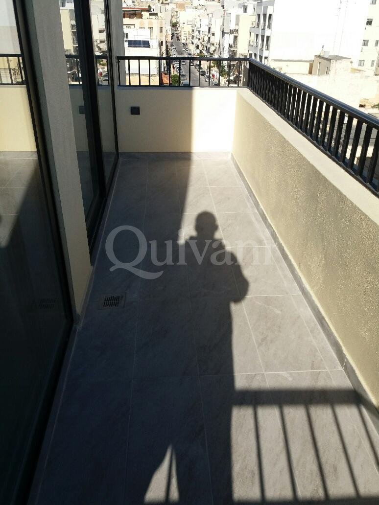 Gzira, Furnished Apartment
