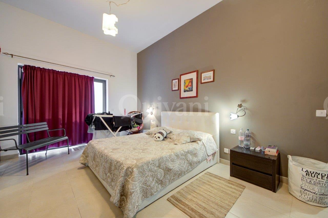 Pender Gardens, Furnished Apartment