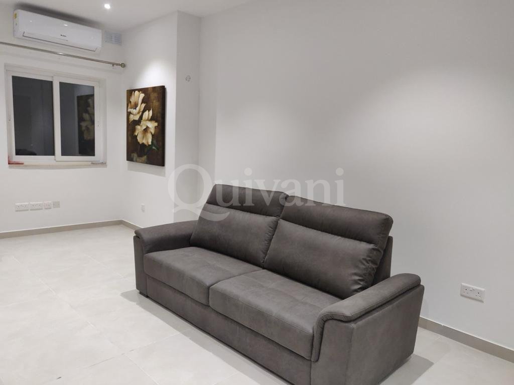 Iklin, Furnished Penthouse