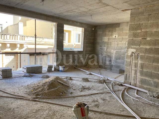 Mosta, Finished Office