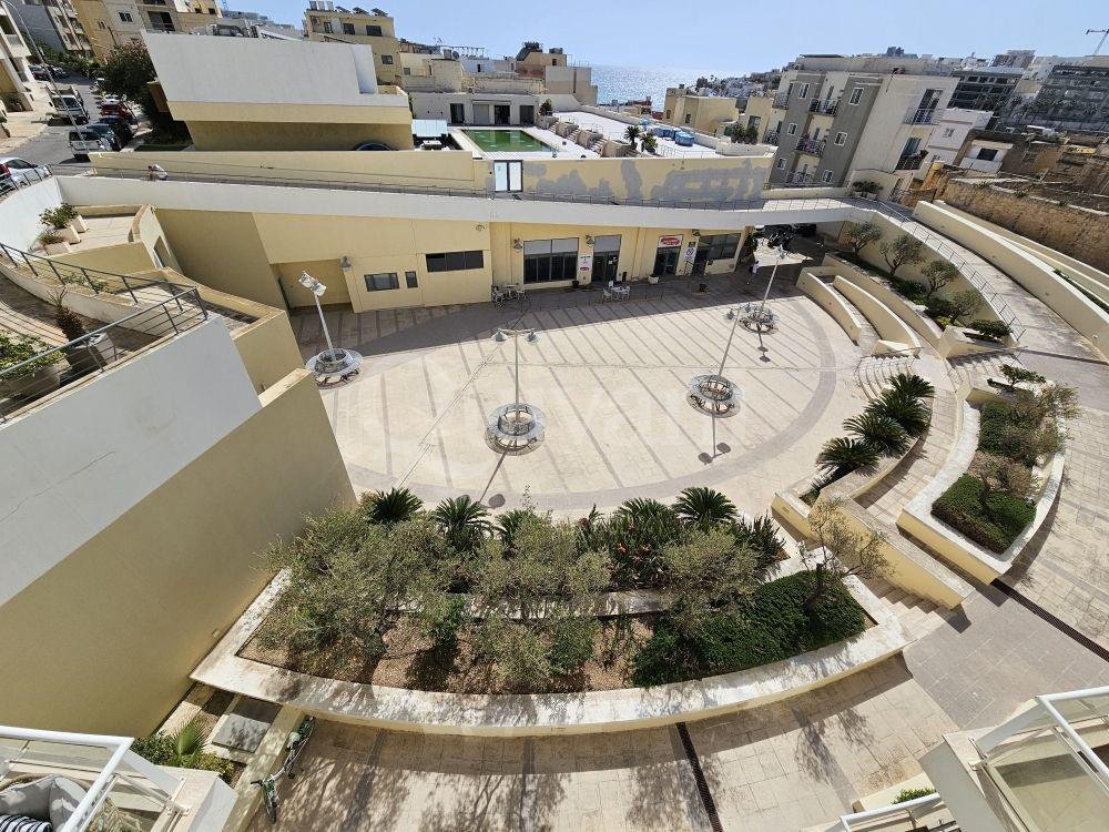 Ta Monita Finished Apartment + Piazza & distant Sea views