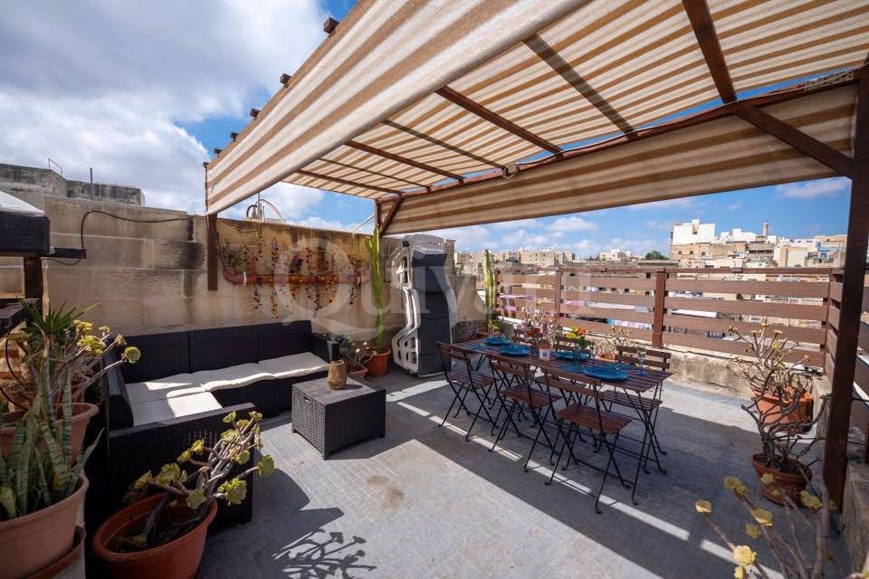 Charming 2 bed House of Character in Quiet area of Cospicua