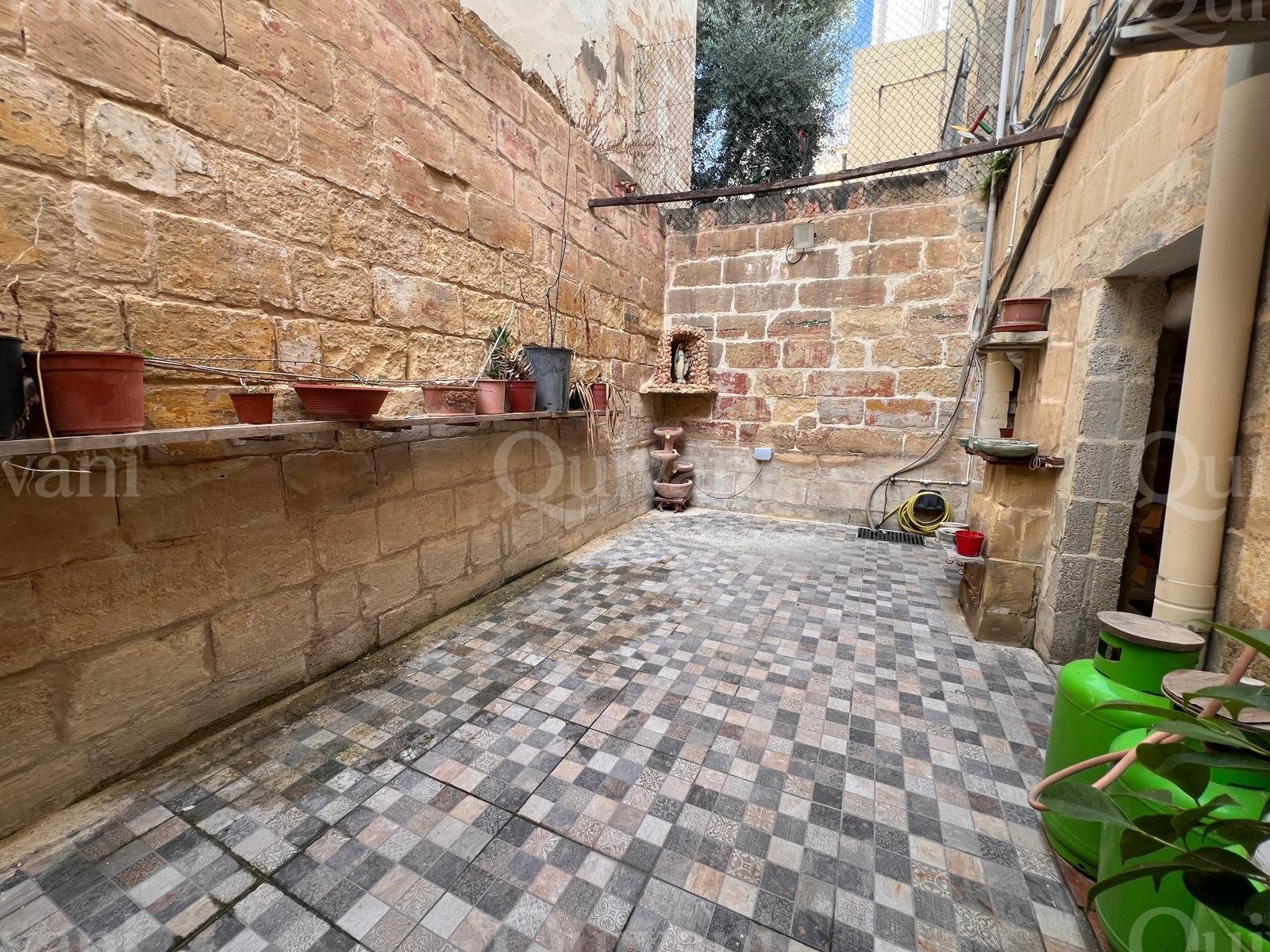 Partly Furnished Townhouse in Paola
