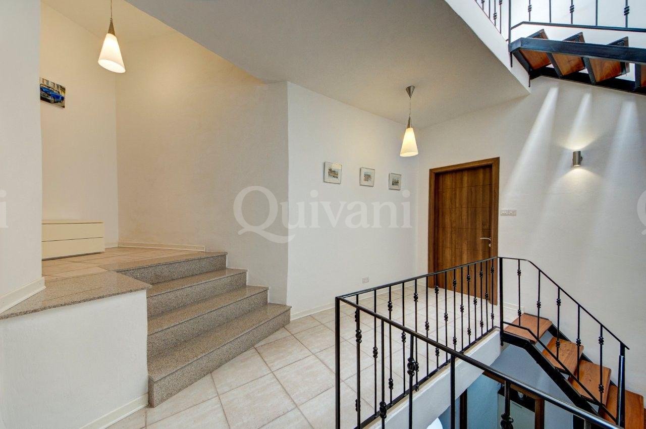 Furnished Town House