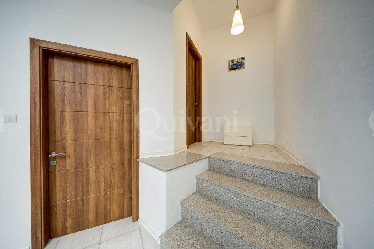 Furnished Town House