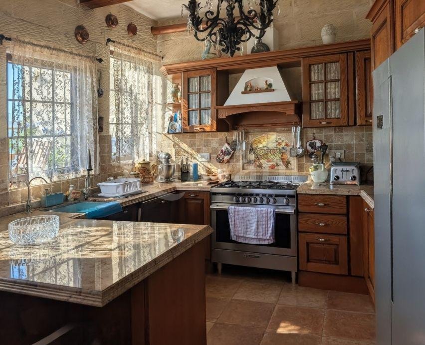Magnificent House of Character in the heart of Qrendi
