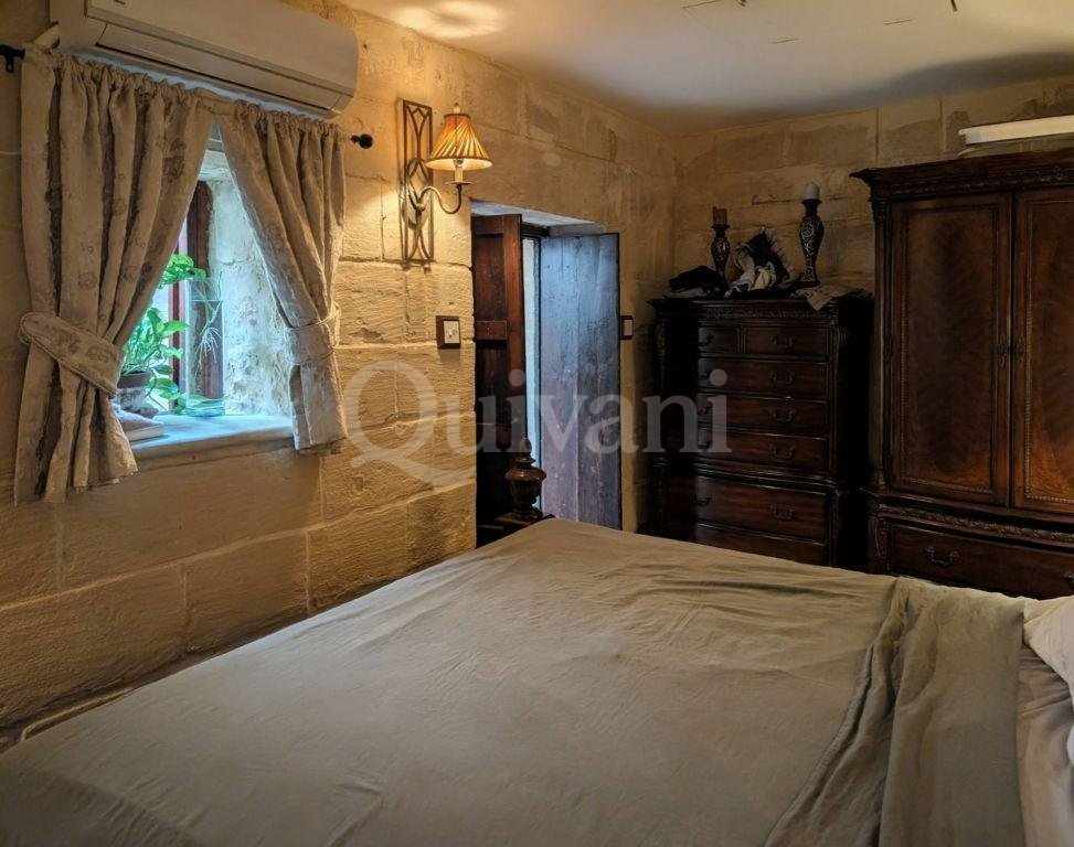 Magnificent House of Character in the heart of Qrendi