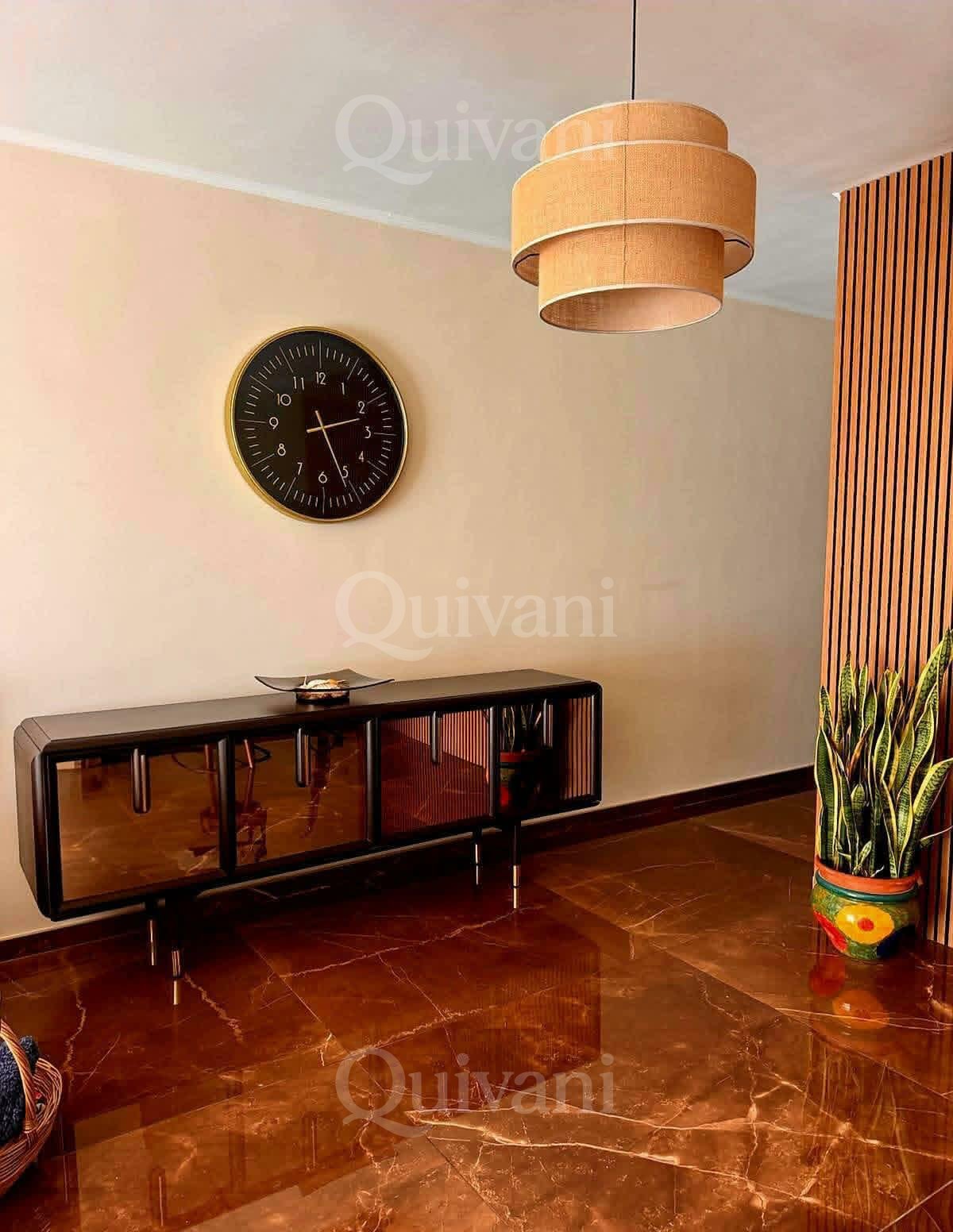 Lija, Apartment