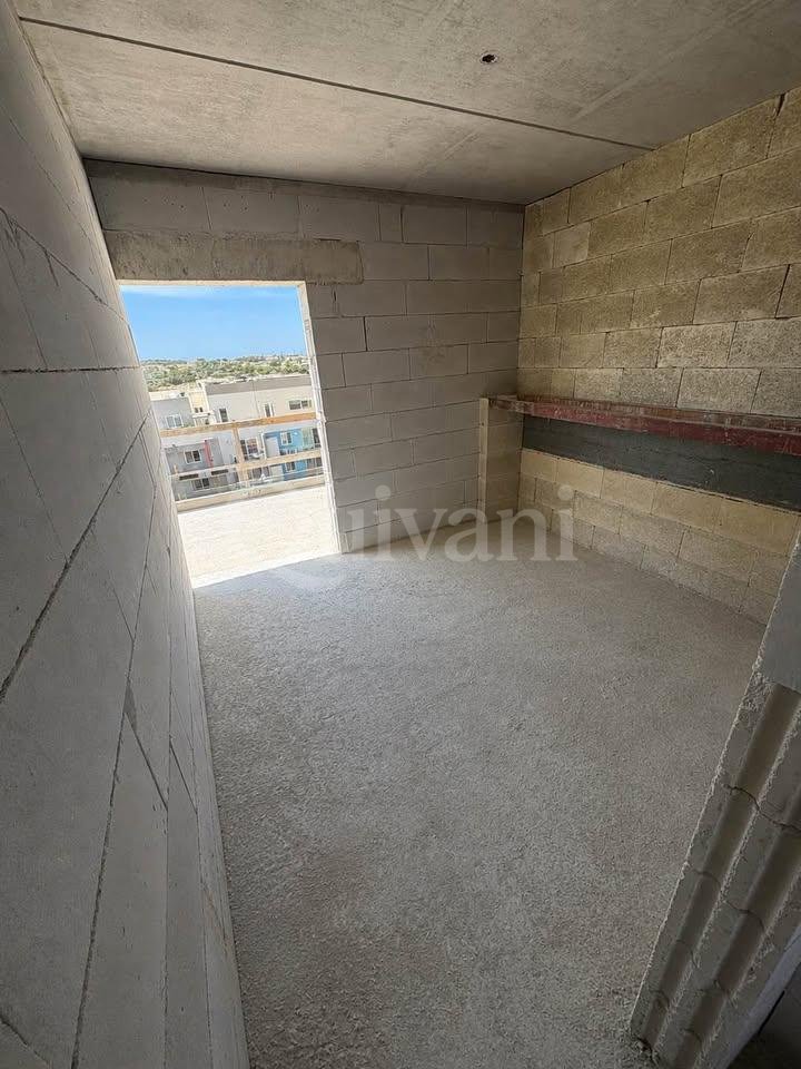 Marsascala, Shell form, Penthouse