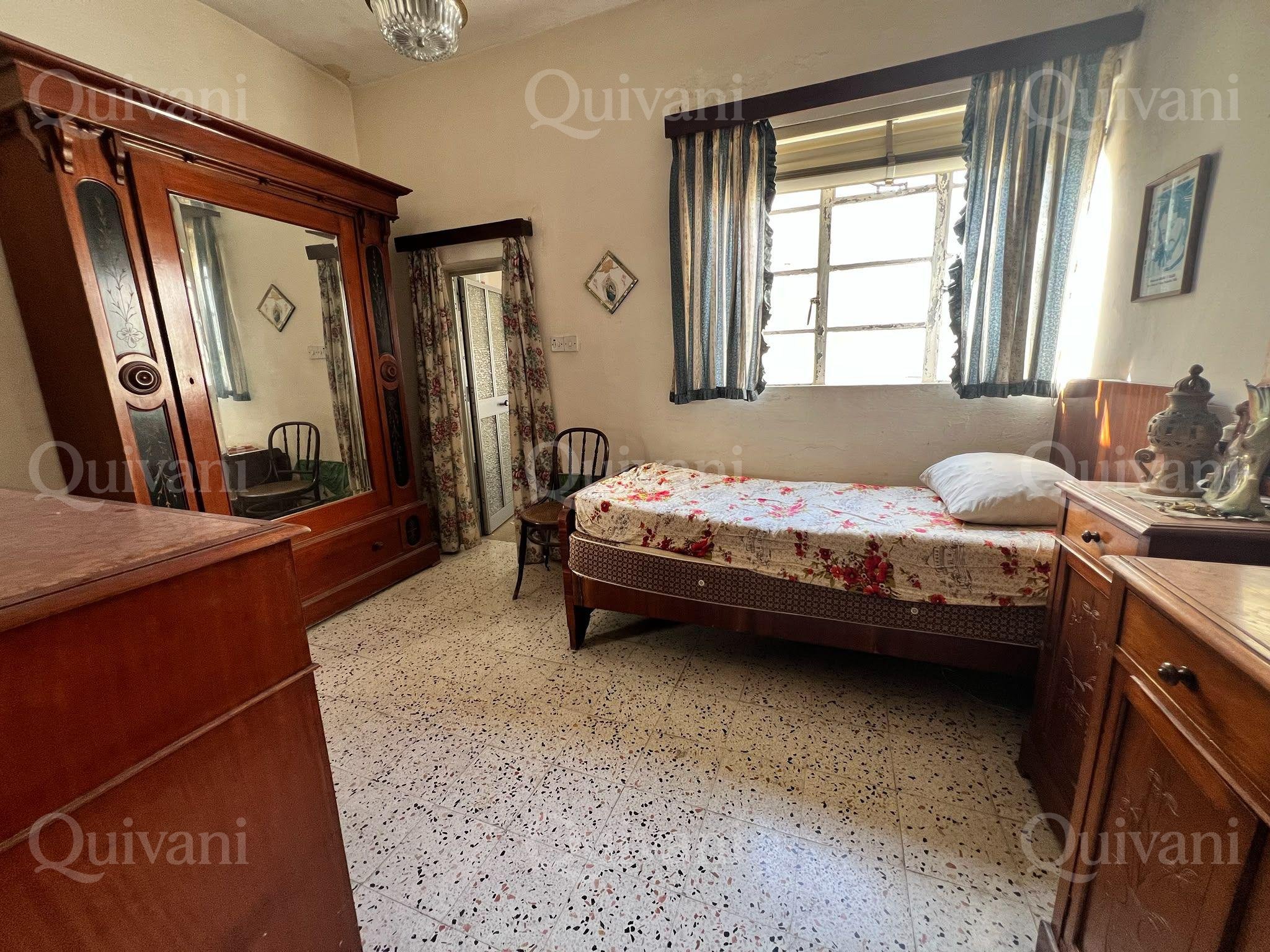 Zabbar Unconverted Townhouse